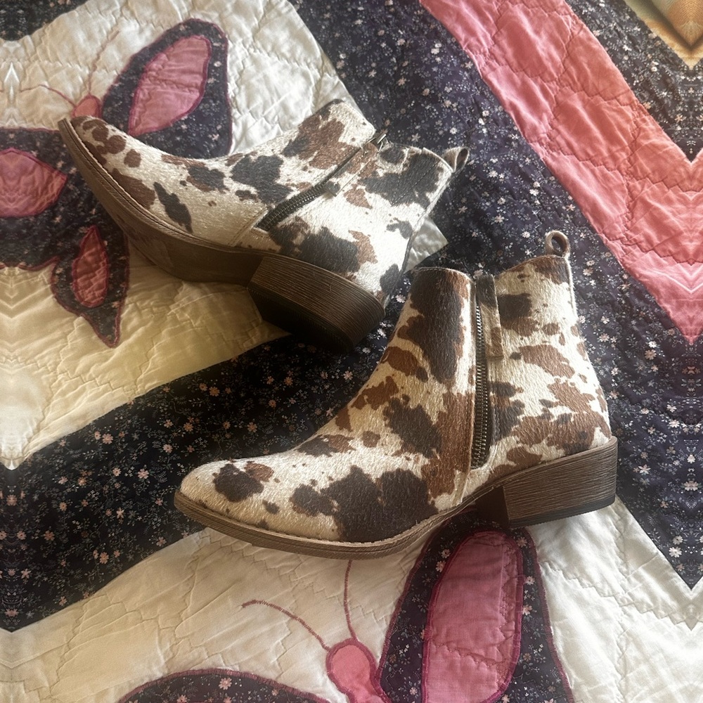 Stylish Cow Print Ankle Boots